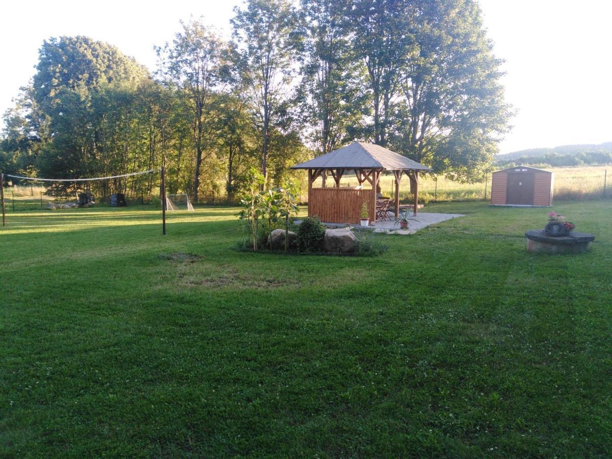 Apartmany Ceska Skola Lipova  Экстерьер фото